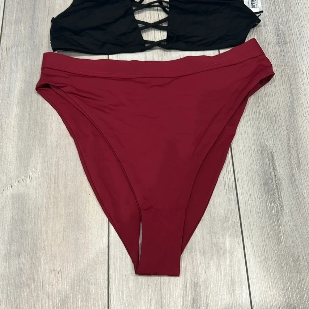 Dippin' Daisy's two piece high cut halter top bikini set size small